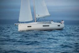 
										Oceanis 44.6 full									